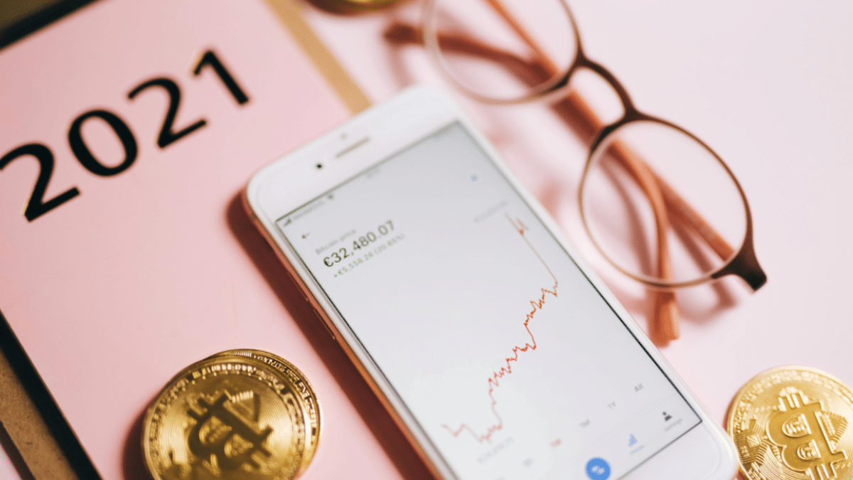 Apple lifts iOS restrictions on crypto payments even as the crypto market continues to grow