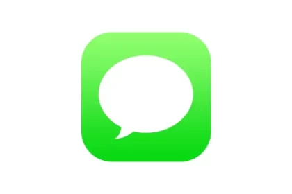 Apple Messages app icon with a white speech bubble on a green background.