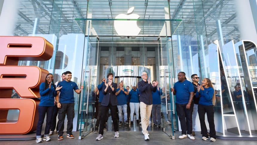 Tim Cook and Apple team greet fans at the iPhone 17 launch in New York.