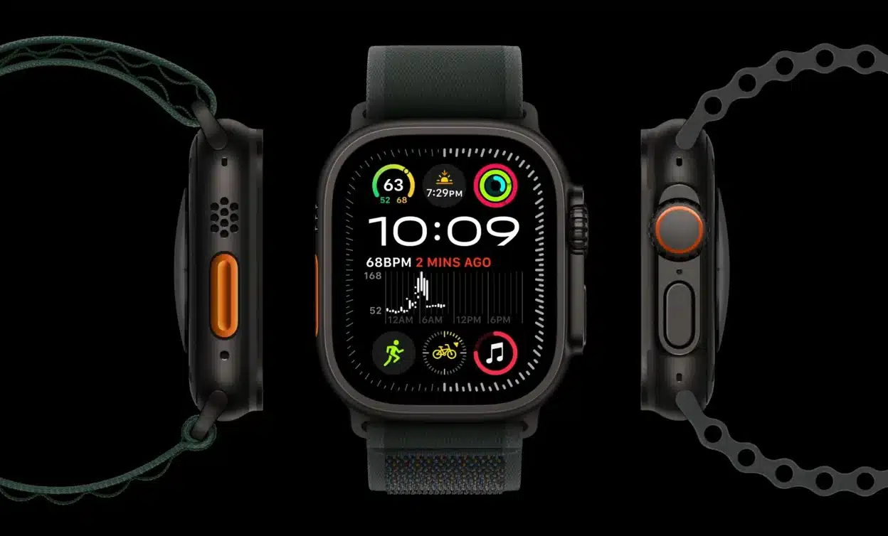 Apple Watch Ultra 3 with display and side views.