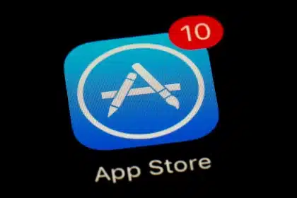 App Store icon with a notification badge showing 10 updates.