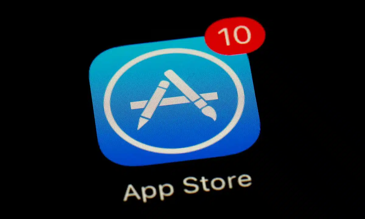 App Store icon with a notification badge showing 10 updates.