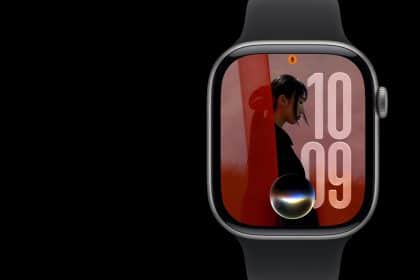 Apple Watch displaying the watchOS 27 interface with Siri on screen.