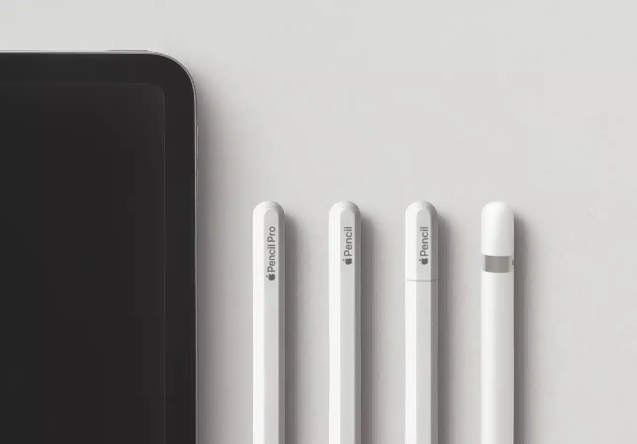 Apple Pencil models displayed beside the edge of an iPad.