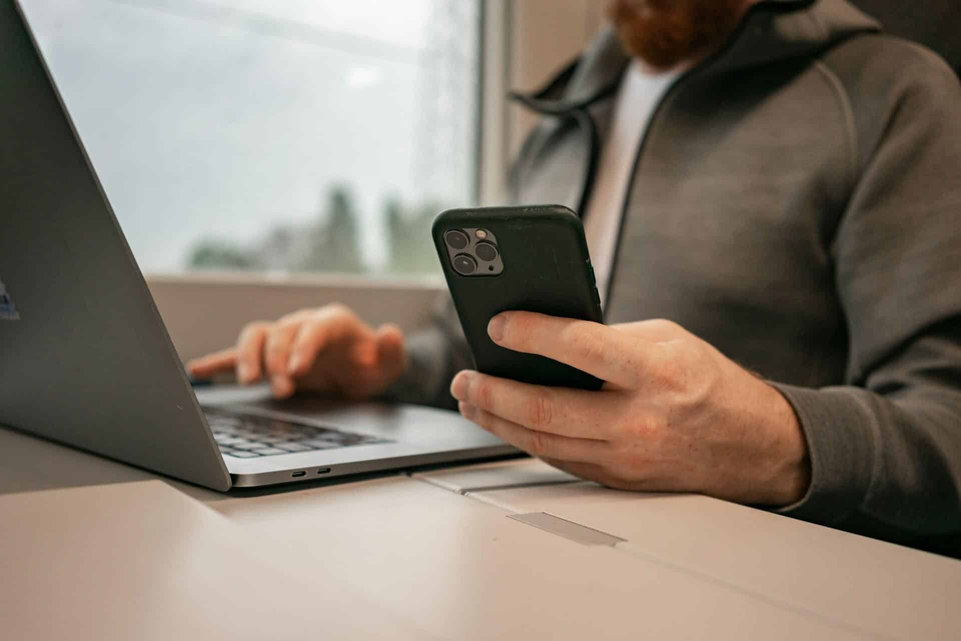 Image 1 of Best Apps for Managing Debt and Paying Off Loans From Your iPhone