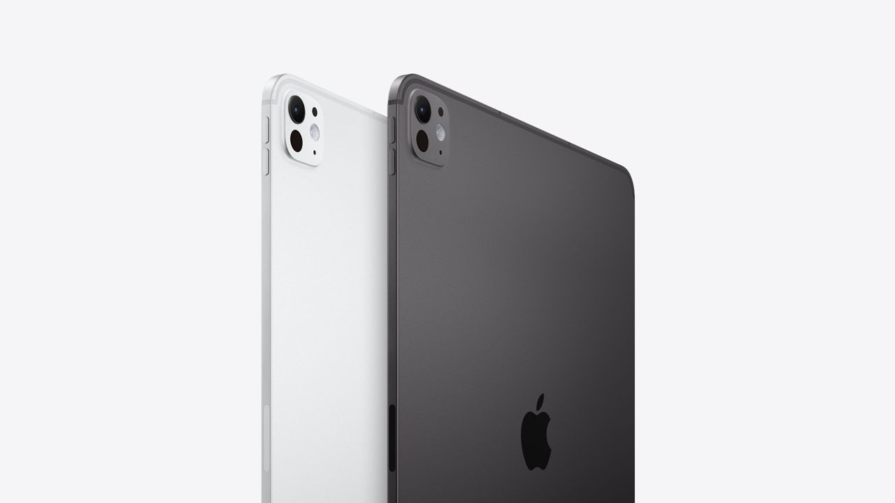 Two iPad models shown in silver and space gray.